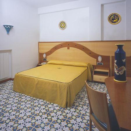 Hotel Bristol Vietri Esterno foto