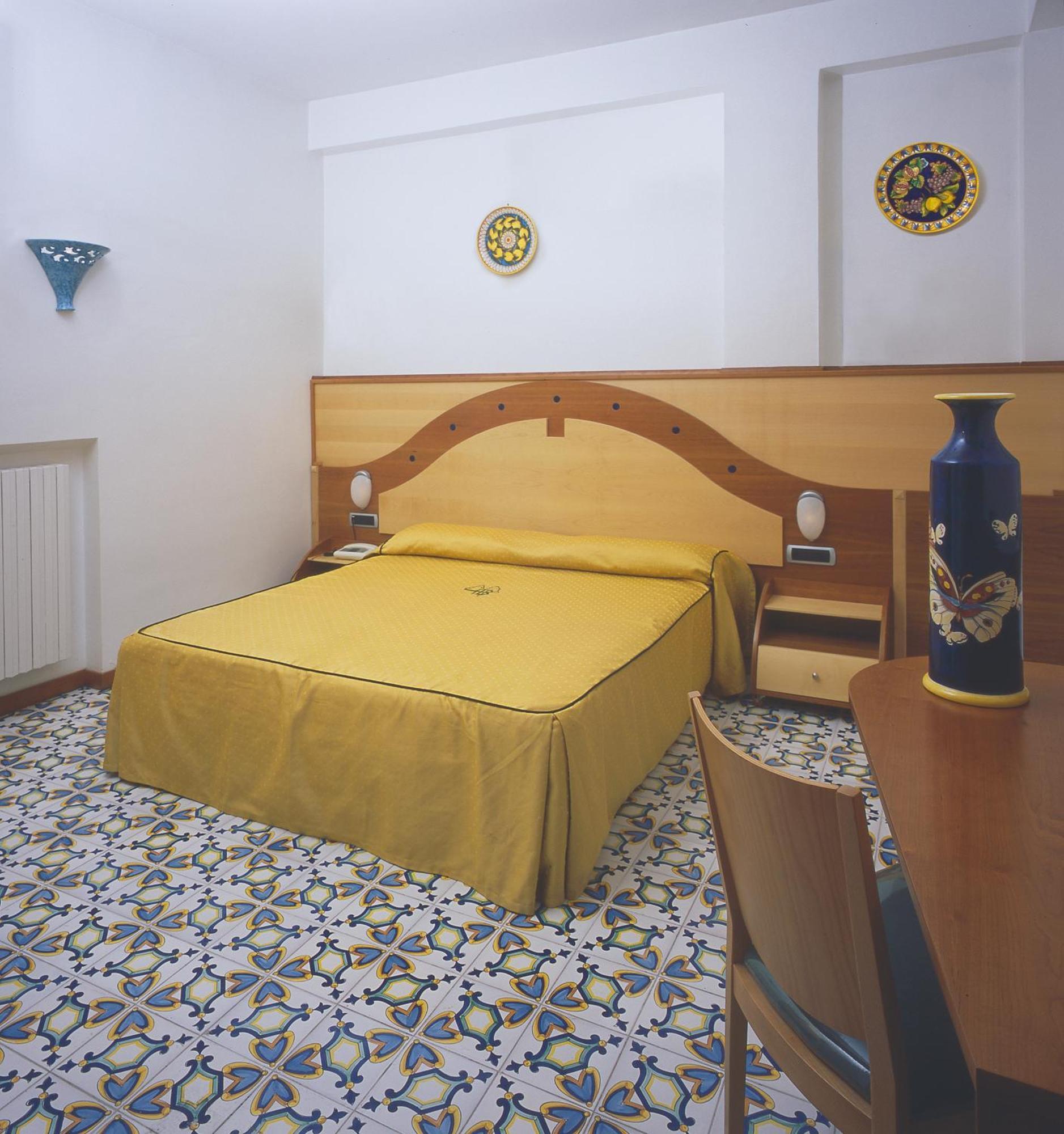 Hotel Bristol Vietri Esterno foto